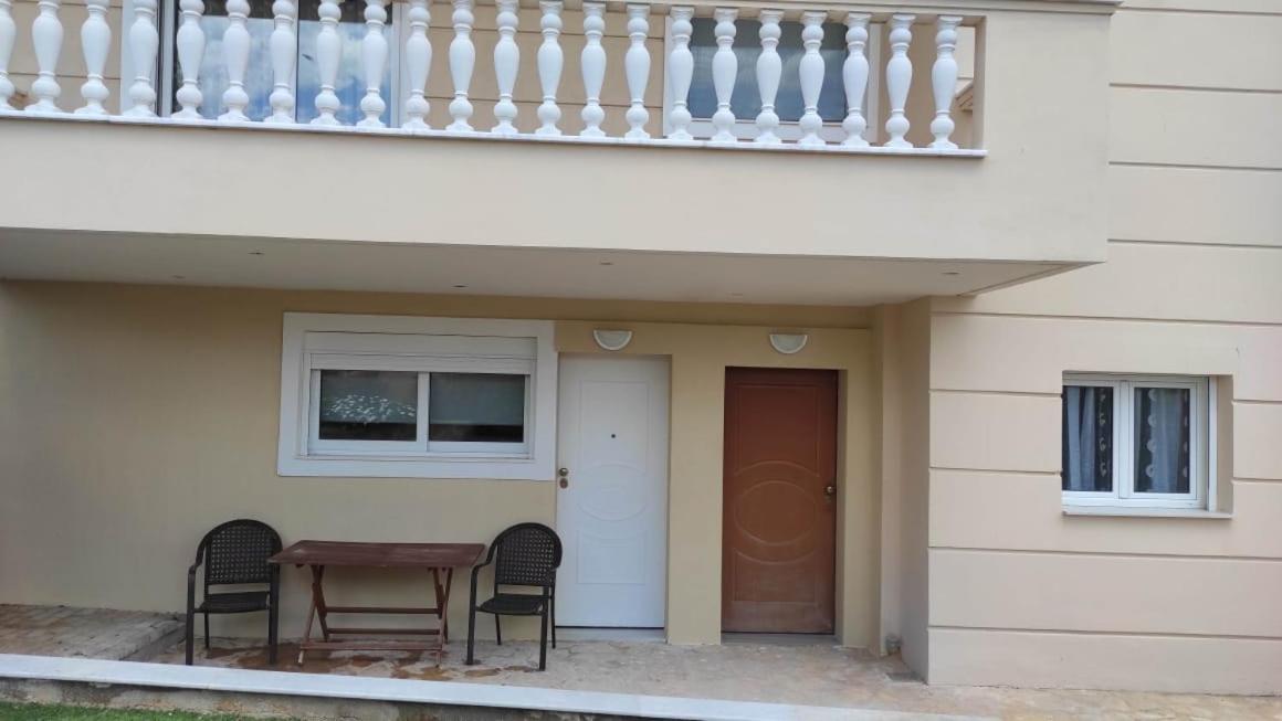 Evelina'S Studio Artemida  Exterior photo